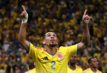 Colombia en los dieciseisavos de la fase final de grupos