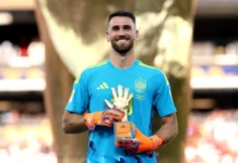 Unai Simón ganó el Guante de Oro con menos goles recibidos